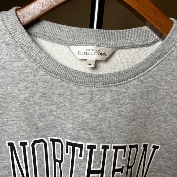 Northern Reflections Heather Gray Mallard 🦆 Crewneck - Picture 4 of 9